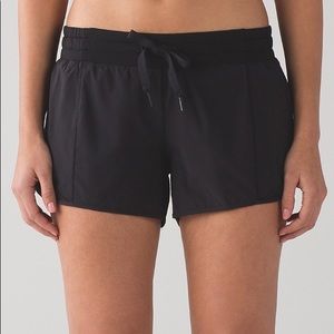 Lululemon hotty hot shorts 28”